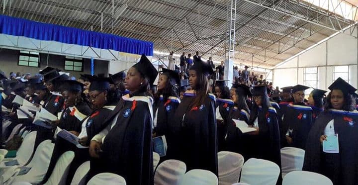 Sostieni il traguardo della laurea di Medici con l'Africa Cuamm Sostieni il traguardo della laurea -Medici con l'Africa Cuamm