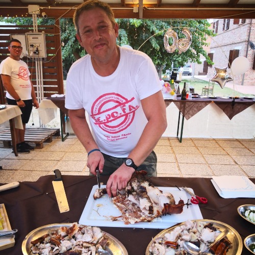 Post + storia sui nostri canali social (Facebook e Instagram)