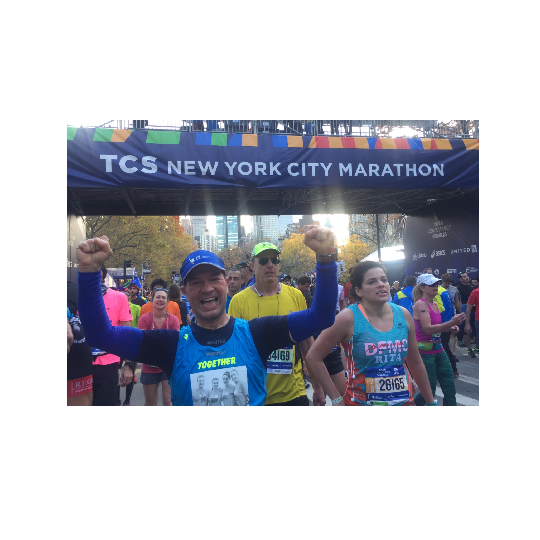 Al traguardo per un obiettivo comune! di Luca Antoniello Al traguardo per un obiettivo comune!-Luca Antoniello