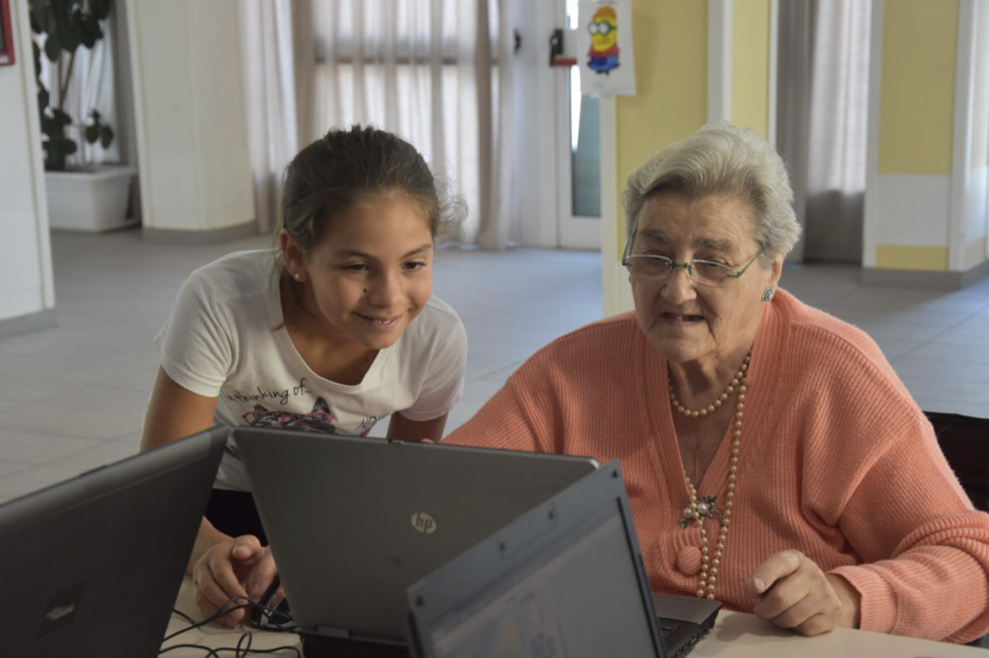 "Adotta Un Nonno" e Digital Trivulzio" di Amici del Trivulzio Onlus "Adotta Un Nonno" e Digital Trivulzio"-Amici del Trivulzio Onlus