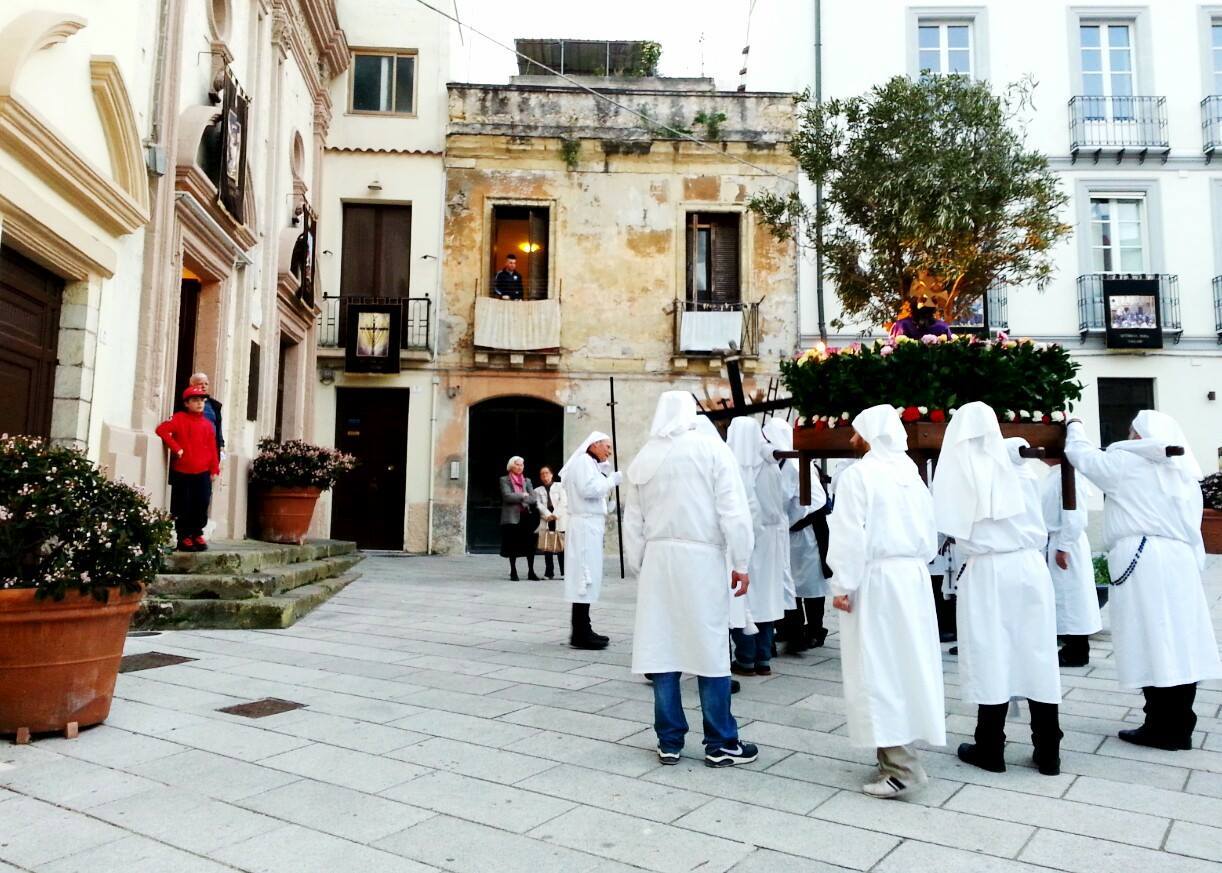 VIVAVIllanoVA Luoghi Idea(li) di Luoghi Ideali VIVAVIllanoVA Luoghi Idea(li)-Luoghi Ideali