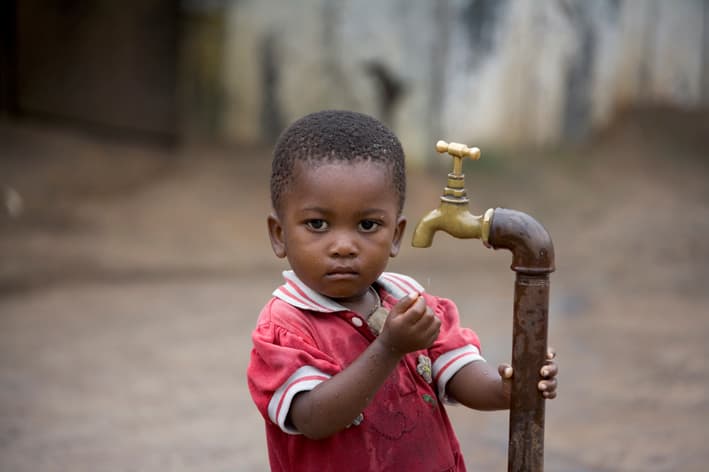 Costruzione di un Pozzo in Kenya -AMREF