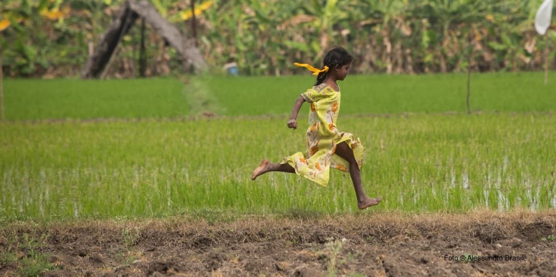 Libera un bambino dalla schiavitù!-MANI TESE