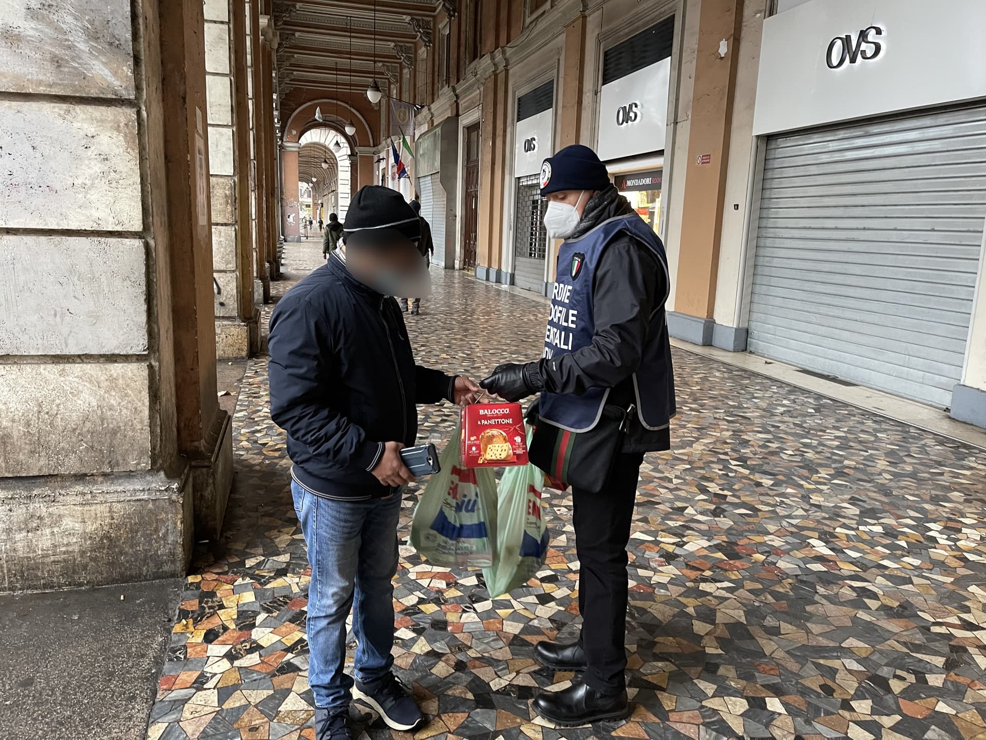 Gea raccolta alimentare: pacco spesa