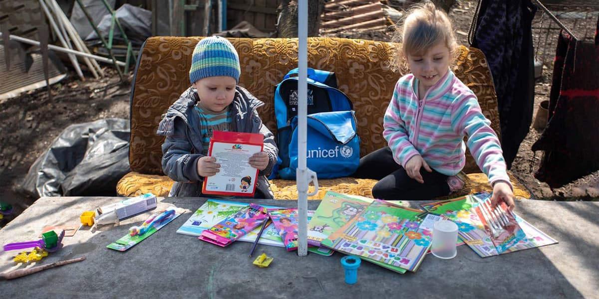 PER OGNI BAMBINO UCRAINO di Comitato Provinciale di Vibo Valentia per l'Unicef PER OGNI BAMBINO UCRAINO-Comitato Provinciale di Vibo Valentia per l'Unicef