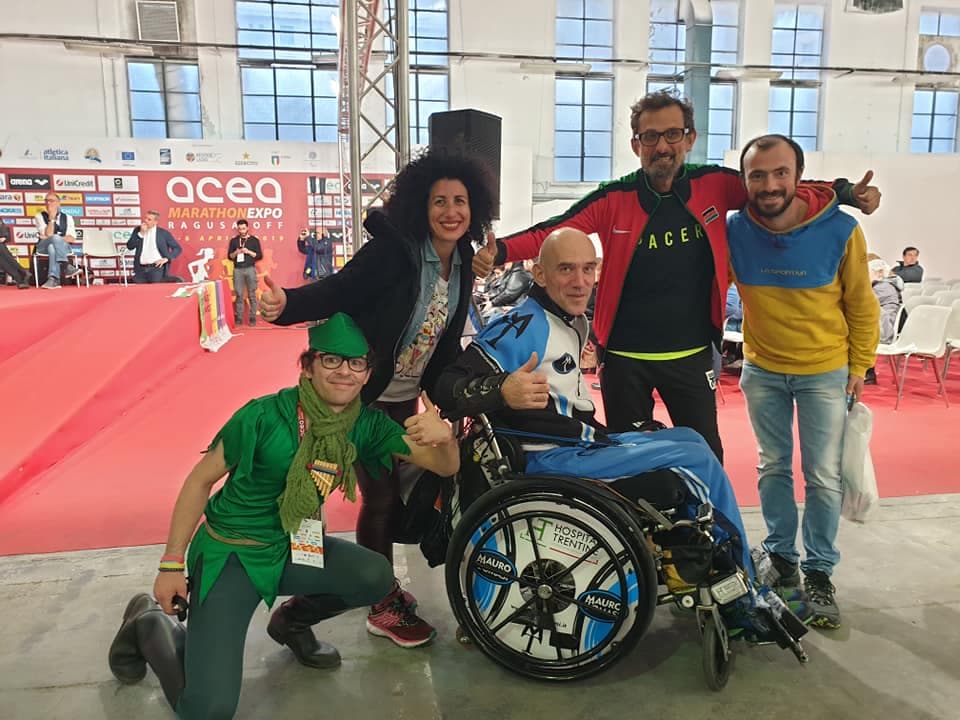 42km di corsa per Sport Senza Frontiere di Matteo Simone 42km di corsa per Sport Senza Frontiere-Matteo Simone