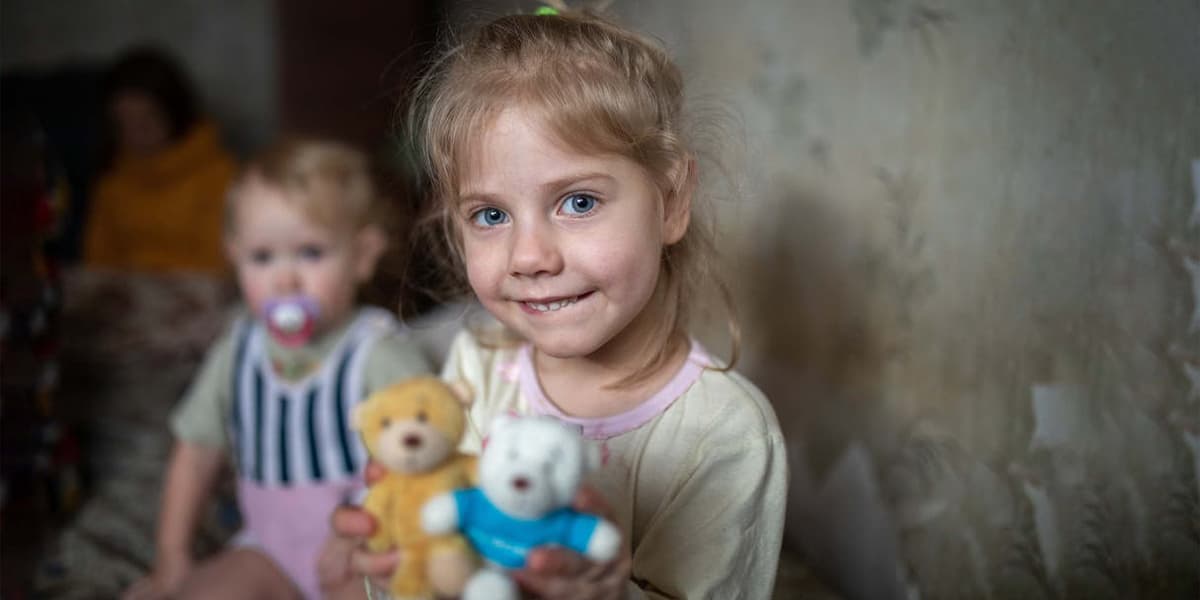 PER OGNI BAMBINO UCRAINO di Comitato Provinciale di Vibo Valentia per l'Unicef PER OGNI BAMBINO UCRAINO-Comitato Provinciale di Vibo Valentia per l'Unicef