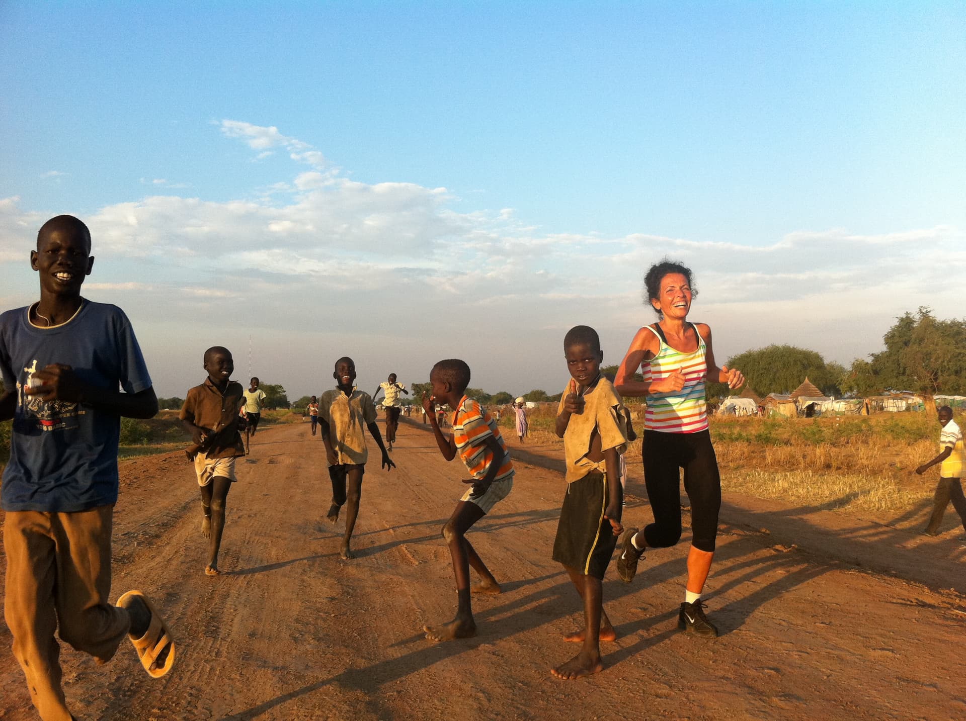 100 km per il Sud Sudan di Cristiana Lo Nigro 100 km per il Sud Sudan-Cristiana Lo Nigro