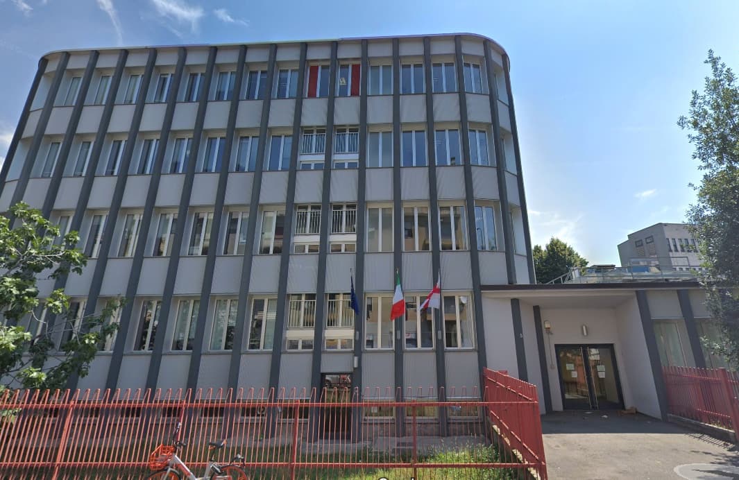 La Manzoni corre per bene di Associazione Scolastica Amici del Polo Liceo Linguistico e ITE A. Manzoni La Manzoni corre per bene-Associazione Scolastica Amici del Polo Liceo Linguistico e ITE A. Manzoni