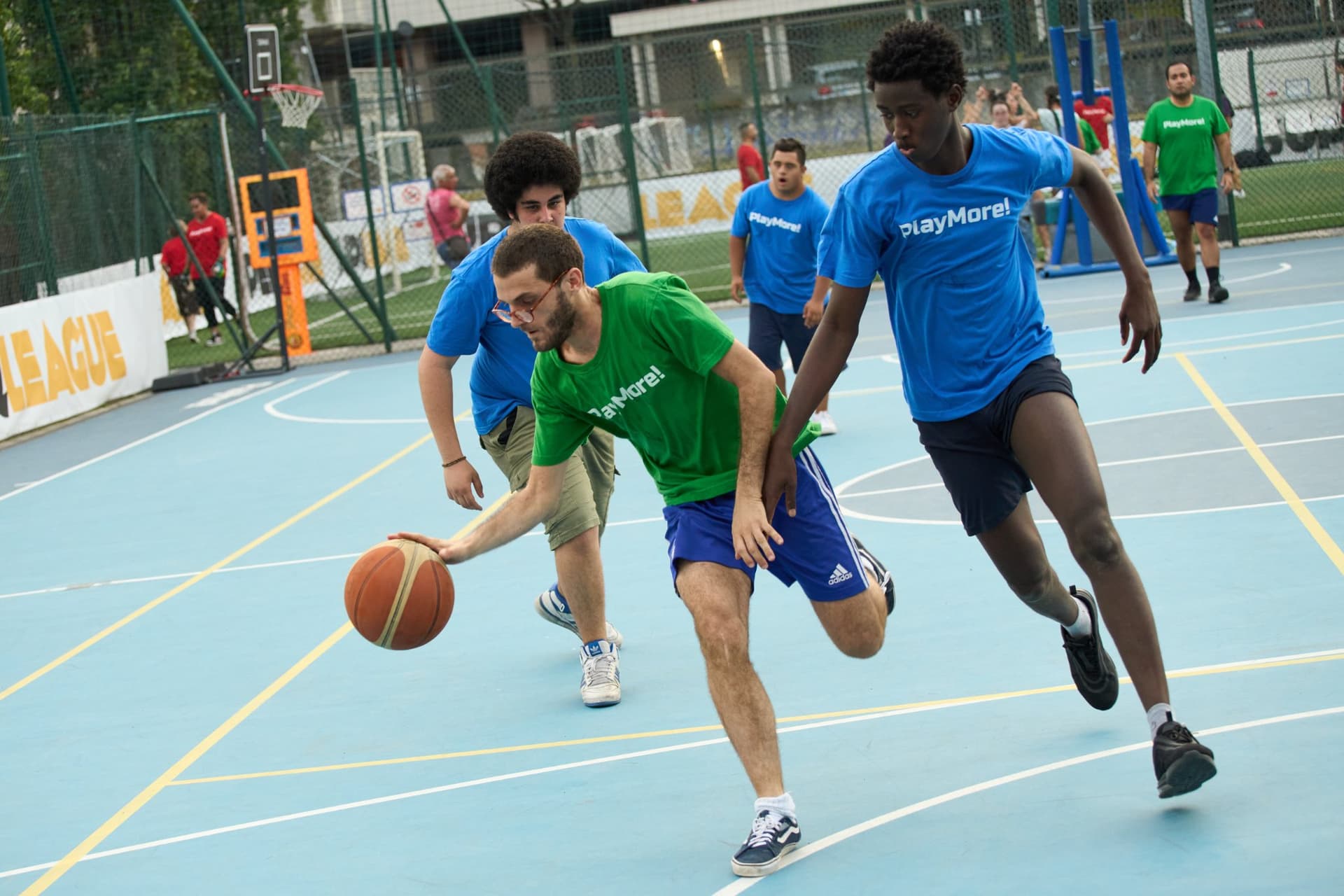 Sosteniamo la SuperLeague! di PlayMore! Sosteniamo la SuperLeague! -PlayMore!