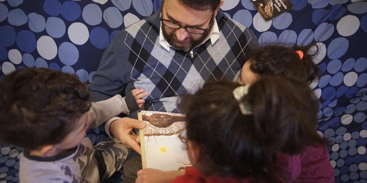 Un Pulmino per i bimbi di Padre Marella di Opera di Padre Marella Un Pulmino per i bimbi di Padre Marella-Opera di Padre Marella