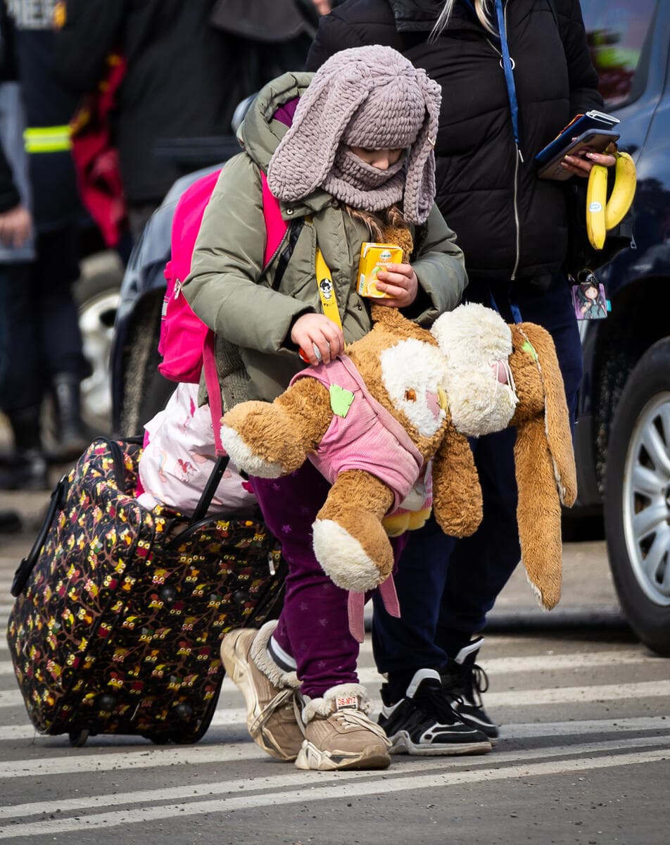 EMERGENZA UCRAINA di Save the Children Italia EMERGENZA UCRAINA-Save the Children Italia