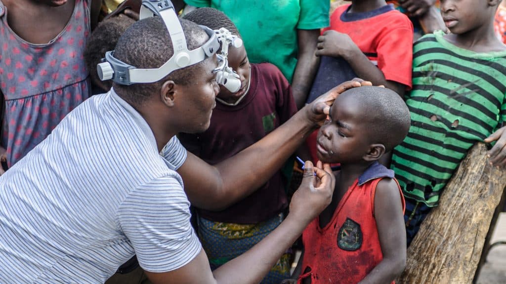 Fermiamo il tracoma per sempre! di Sightsavers Italia Onlus Fermiamo il tracoma per sempre!-Sightsavers Italia Onlus