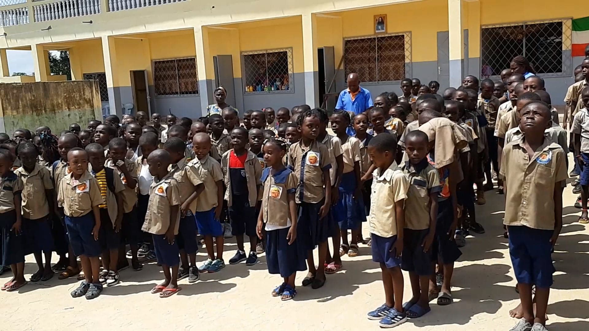 "Costruiamo una scuola in Congo" di progettotamandare.it "Costruiamo una scuola in Congo"-progettotamandare.it