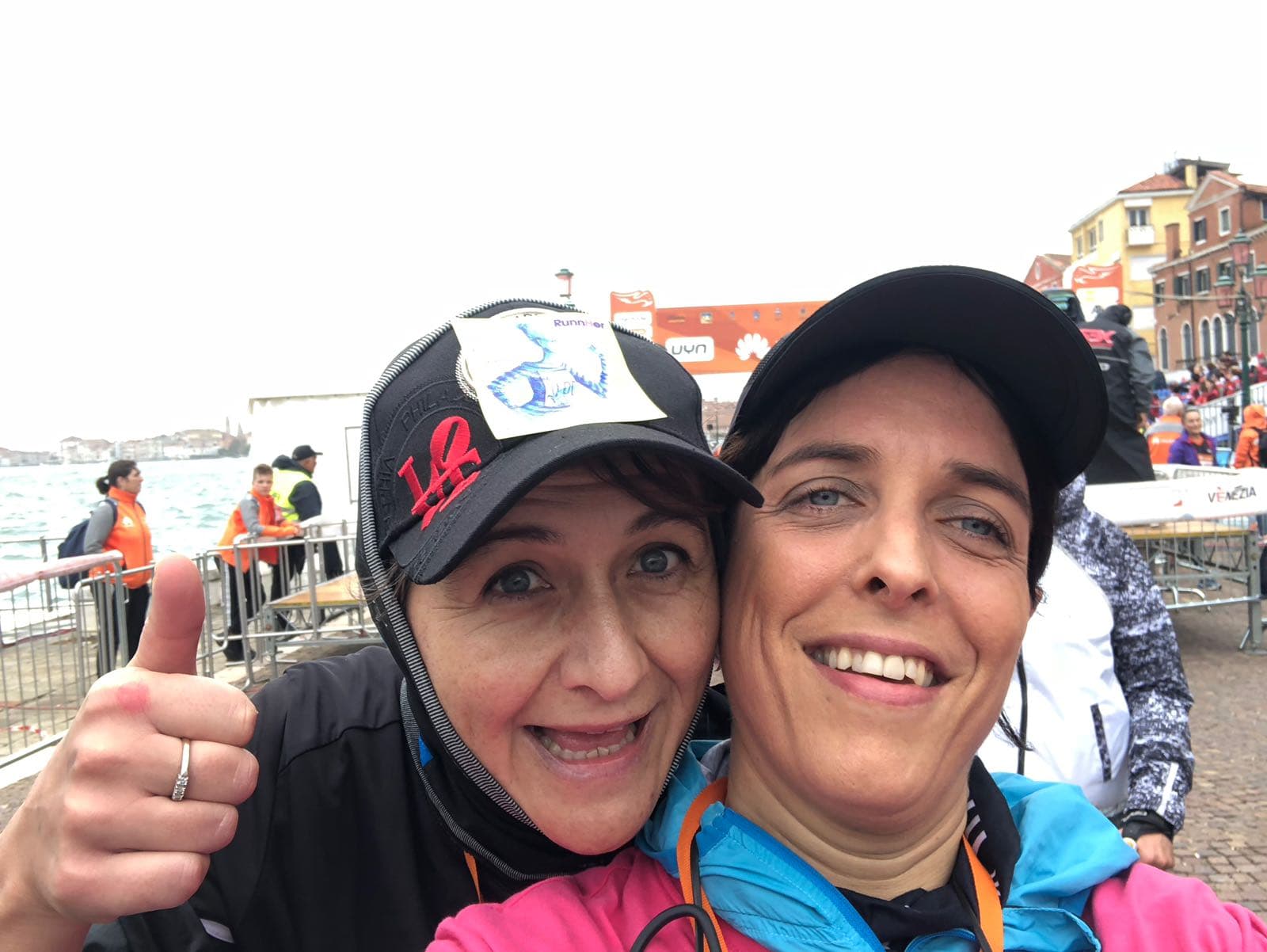 RUNNHER corri con Lei di ISIDE ONLUS RUNNHER corri con Lei-ISIDE ONLUS