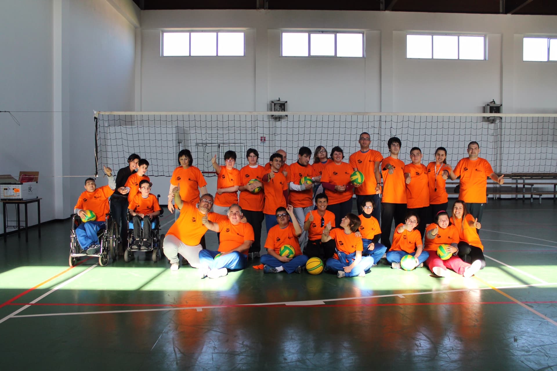 Esci di casa e fai Sport con noi! di Spiragli di Luce Esci di casa e fai Sport con noi!-Spiragli di Luce