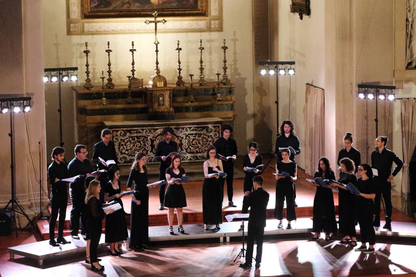 ITER Research Ensemble di CFM Coro Facoltà di Musicologia ITER Research Ensemble-CFM Coro Facoltà di Musicologia