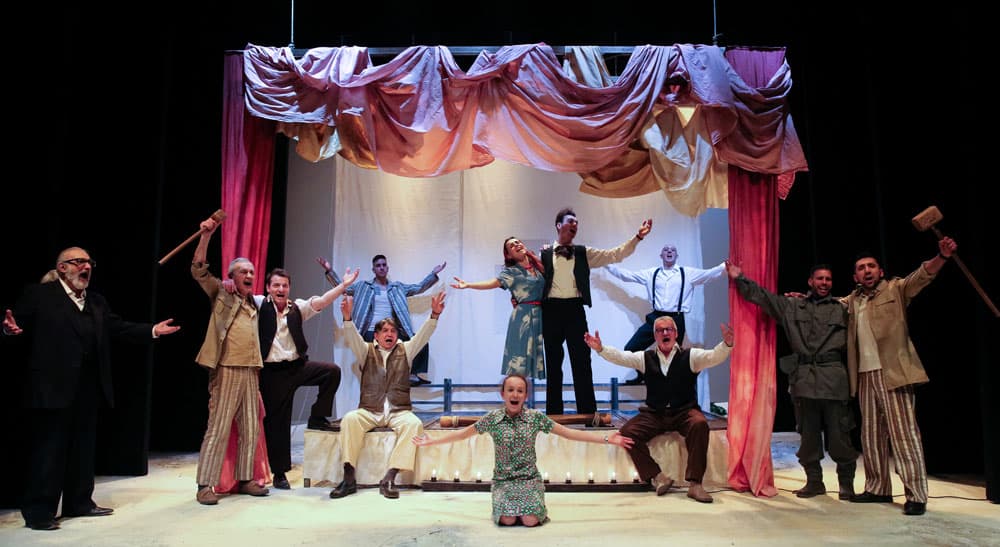 TEATRO DELL'ARCA HELP di Teatro Necessario Onlus TEATRO DELL'ARCA HELP-Teatro Necessario Onlus