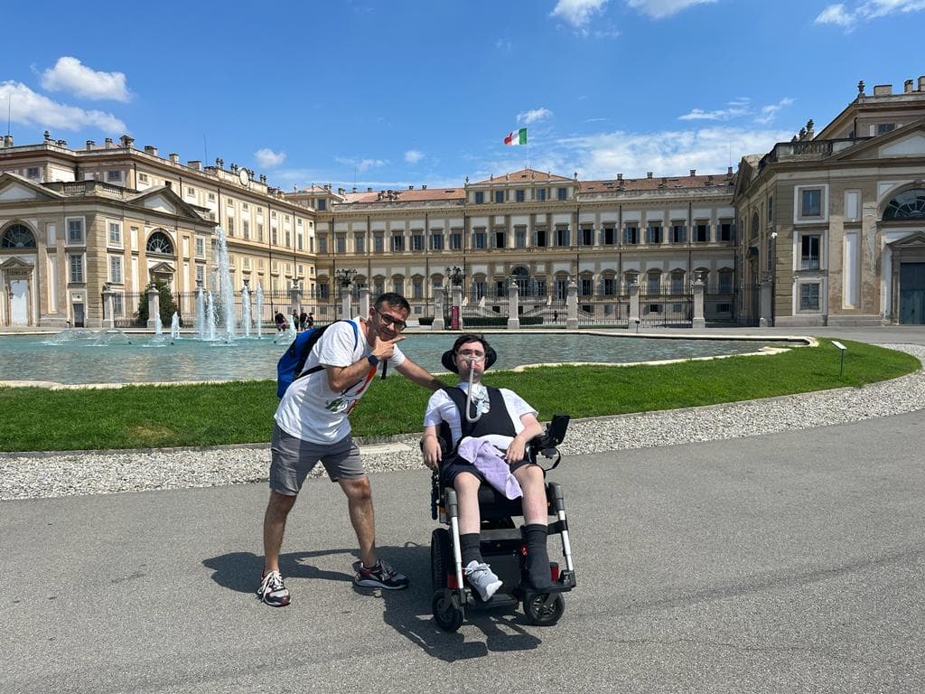 Una vacanza a Genova per Pietro di Spazio Aperto Servizi Una vacanza a Genova per Pietro -Spazio Aperto Servizi