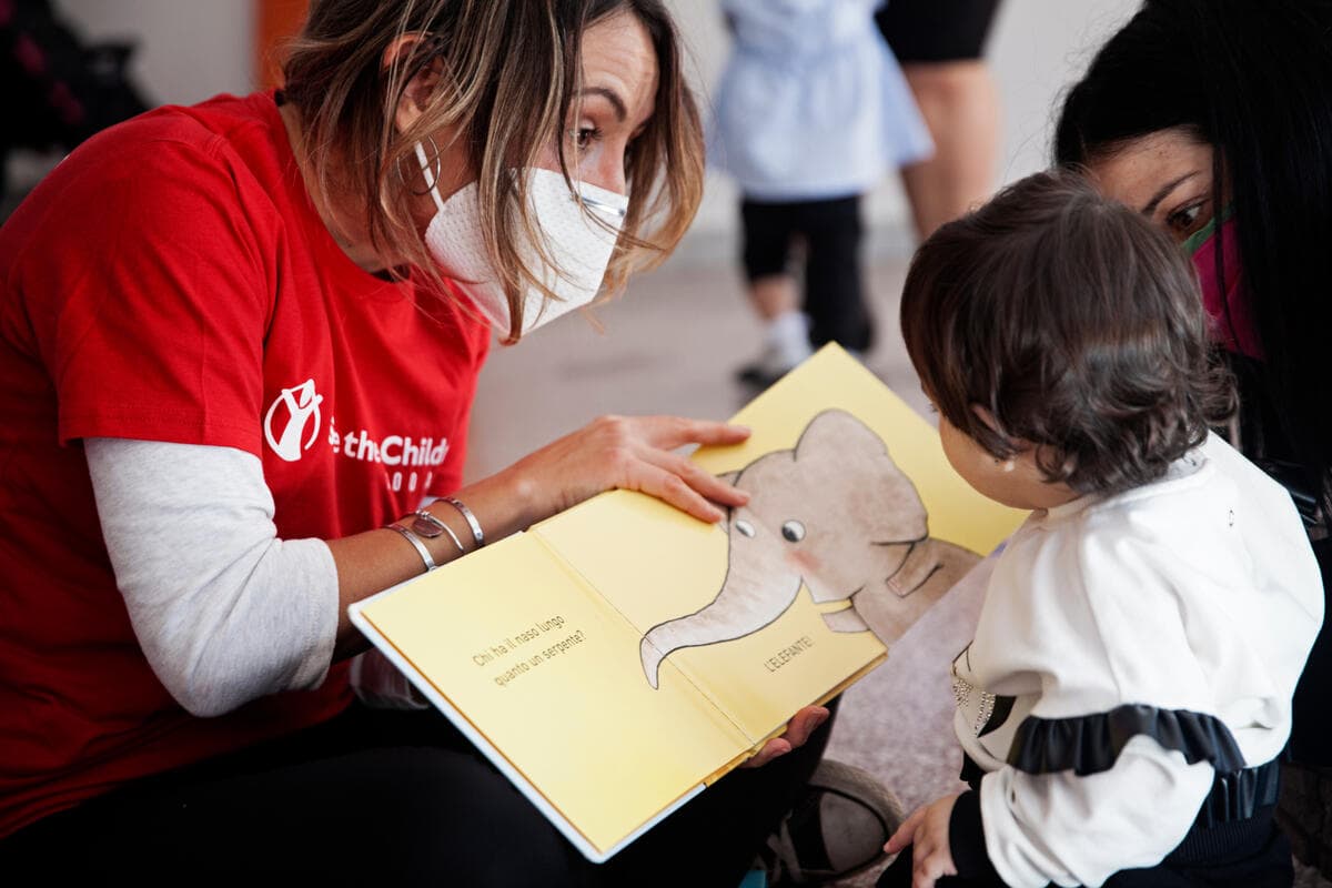Riscriviamo il futuro di Save the Children Italia Riscriviamo il futuro-Save the Children Italia