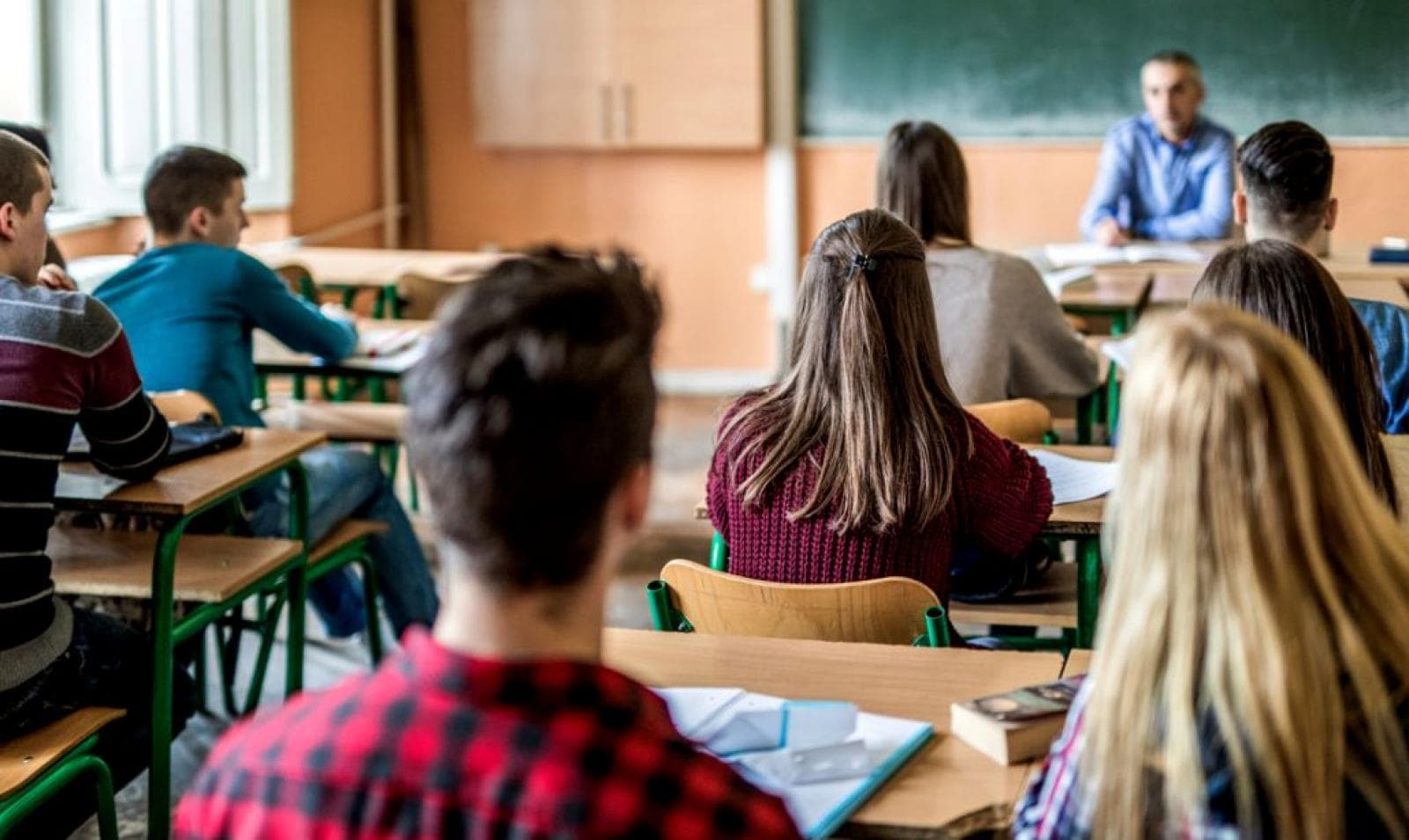 RETE RELÈ PER IL SUCCESSO FORMATIVO di STRIPES Coop RETE RELÈ PER IL SUCCESSO FORMATIVO -STRIPES Coop