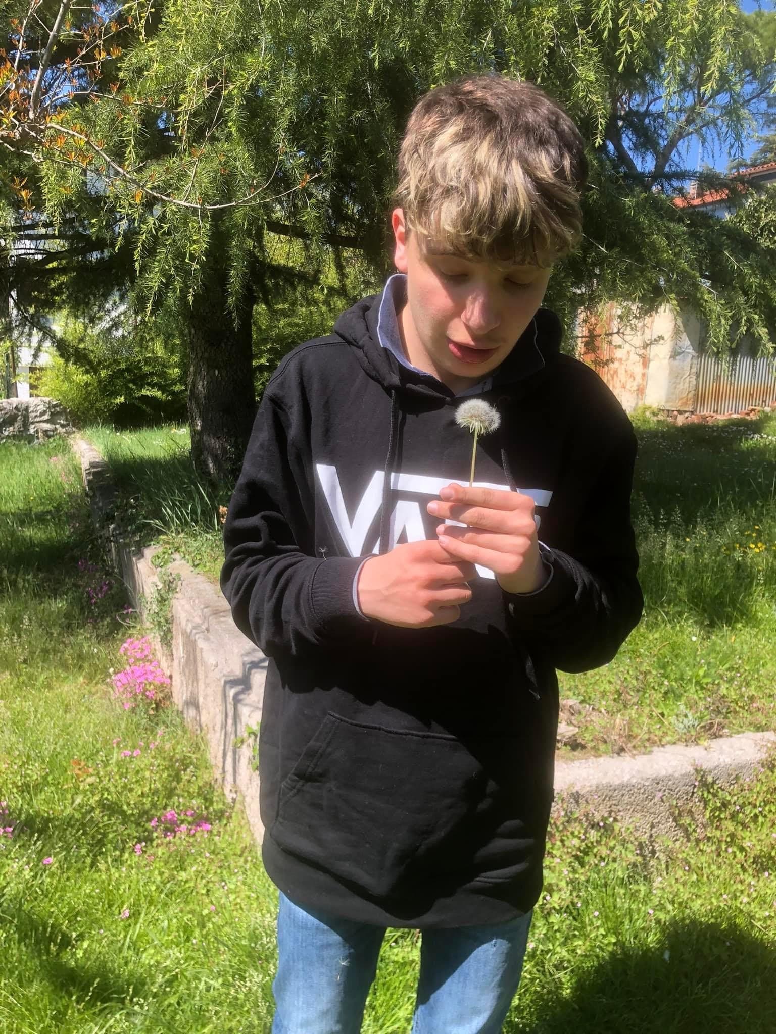 Un giardino per la Vita di Voi come Noi per l’autismo Un giardino per la Vita-Voi come Noi per l’autismo
