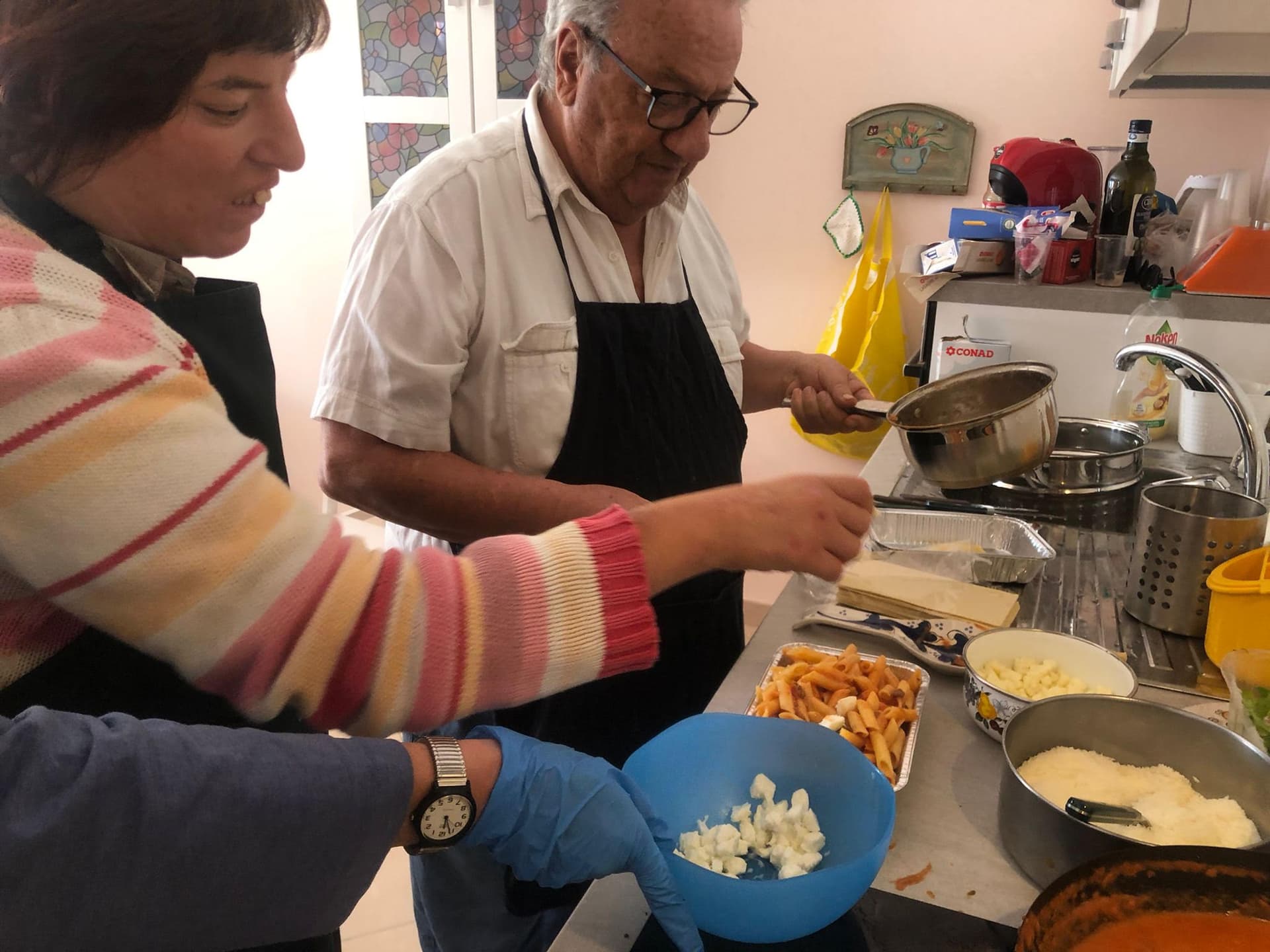 COMUNITÀ SOLIDALI. A BRACCIANO SI REALIZ di Formae Mentis COMUNITÀ SOLIDALI. A BRACCIANO SI REALIZ-Formae Mentis