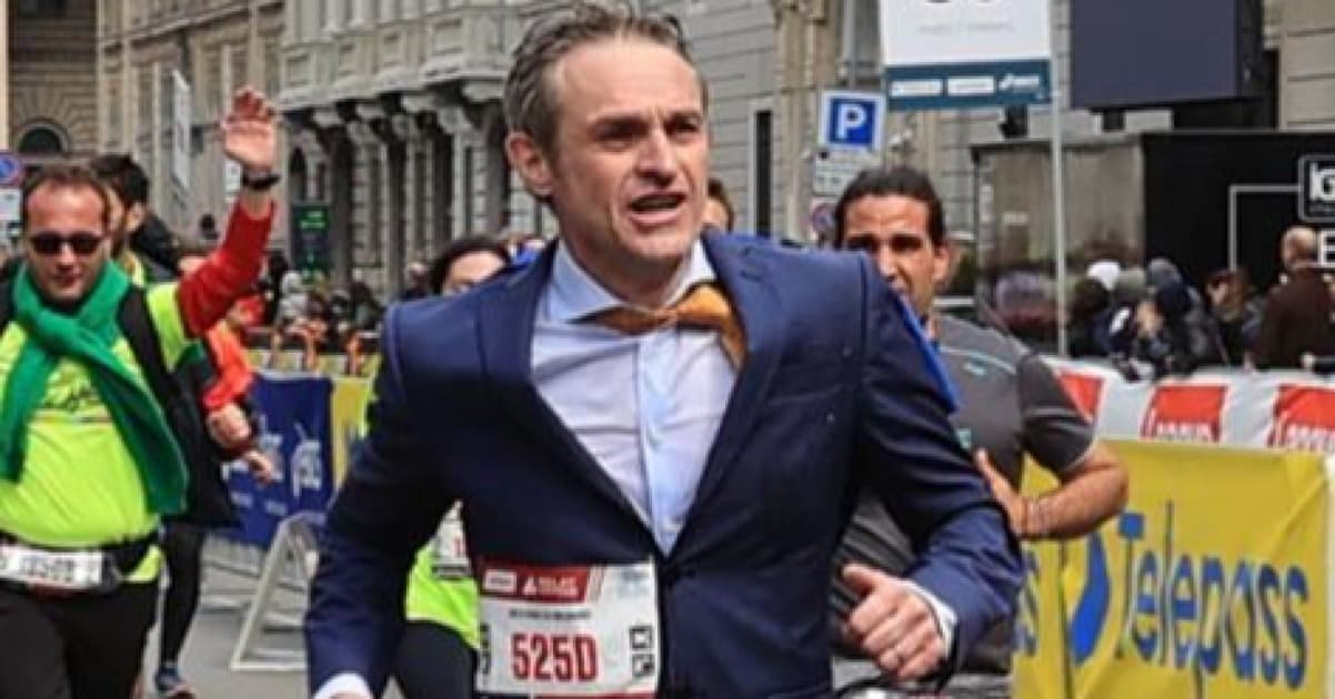 Sempre di corsa, anche in vacanza di Emanuele Poggi Sempre di corsa, anche in vacanza-Emanuele Poggi