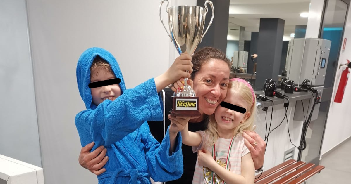 AL FIANCO DEI BAMBINI DI SSF di Giorgio Caporale AL FIANCO DEI BAMBINI DI SSF-Giorgio Caporale