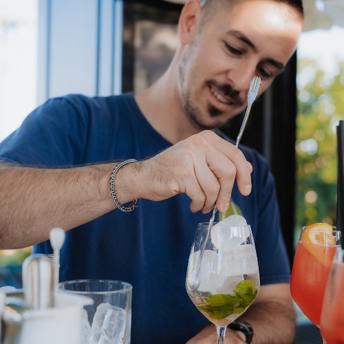 Evento esclusivo con aperitivo