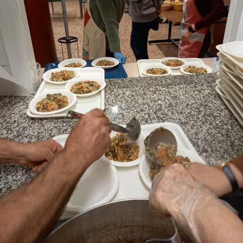 Una cena fatta in casa per 10 persone