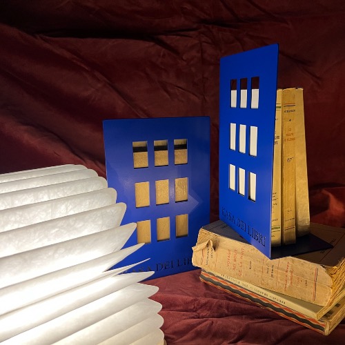 Fermalibri della Kasa