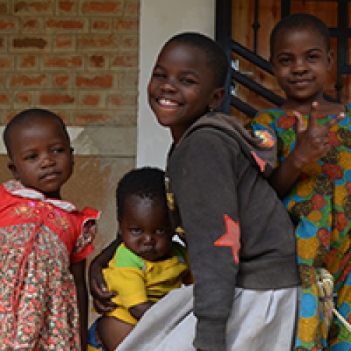 Se doni almeno 15 €