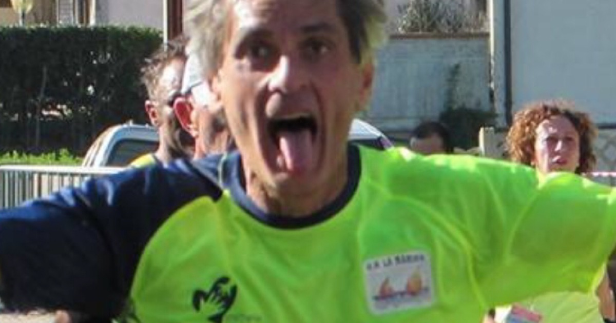 GIULIO per CASAMICHELEPERTUTTI di GIULIO STRACCIA GIULIO per CASAMICHELEPERTUTTI -GIULIO STRACCIA