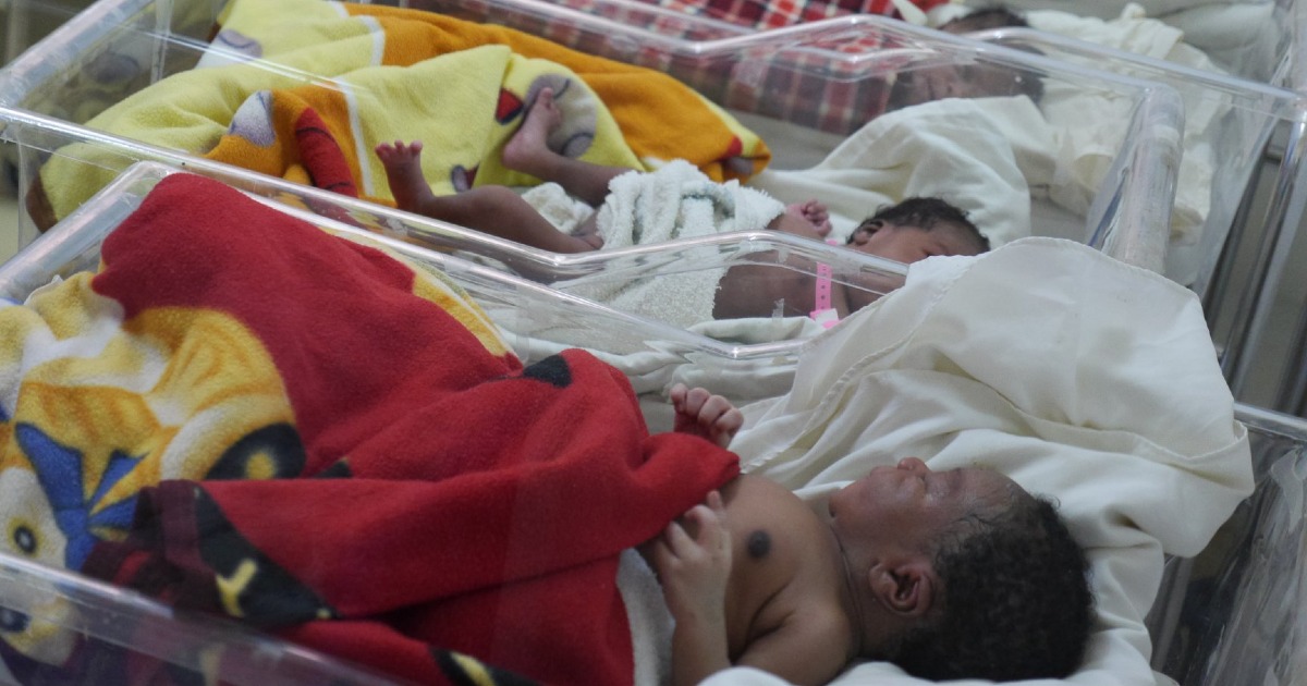 Assieme con i BAMBINI di Beira-Anna Zuin