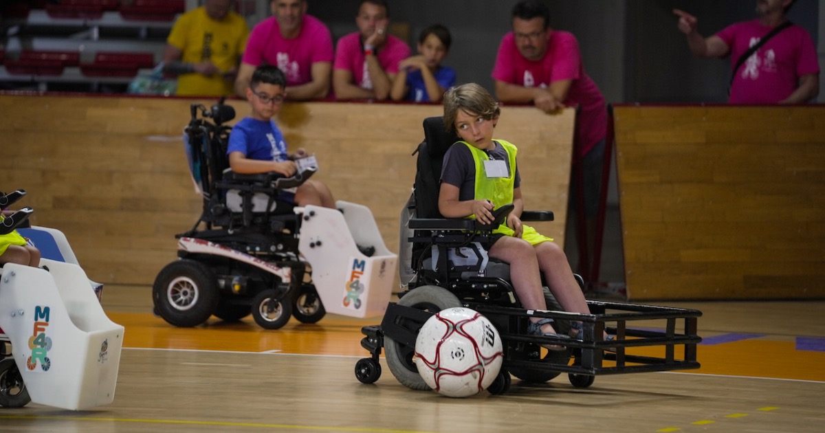 A vele spiegate di Marco Motola A vele spiegate-Marco Motola