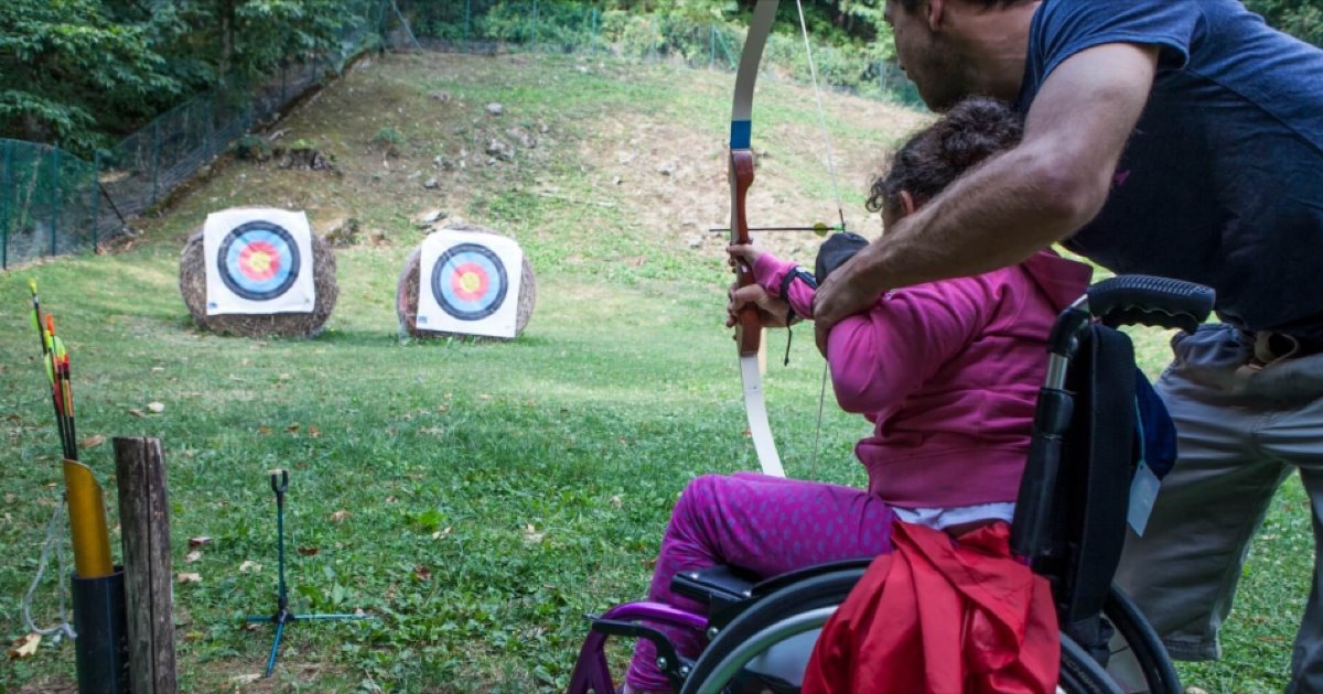 Friends of friends di Roberta Mottino Friends of friends-Roberta Mottino