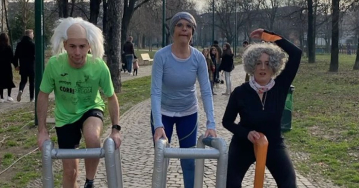 Il ritorno degli Umarèlls-Giovanna  Bonora