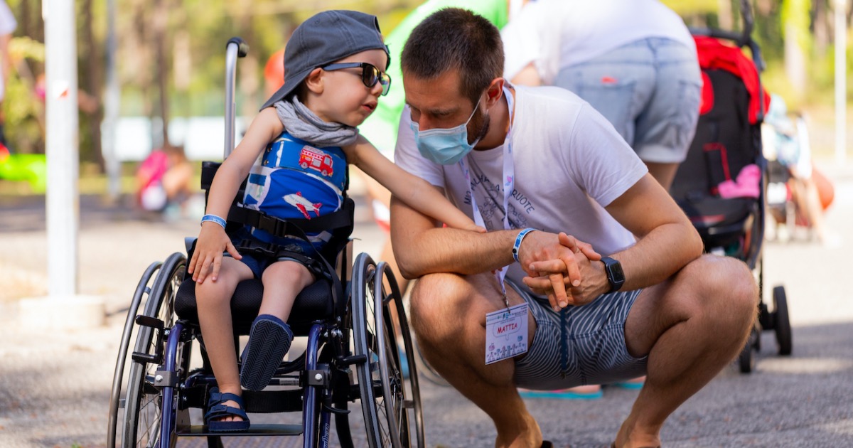 Jingle Squats Biomeccanica e solidarietà-Gabriele Trotta