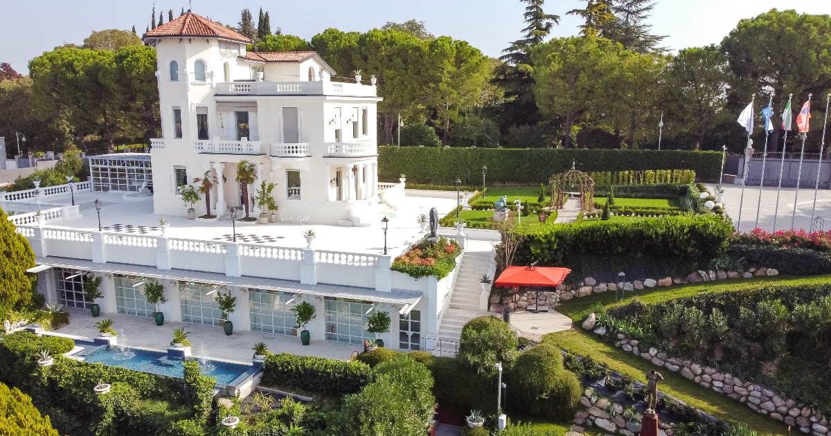 Se non ora, quando?-Villa Meriggio