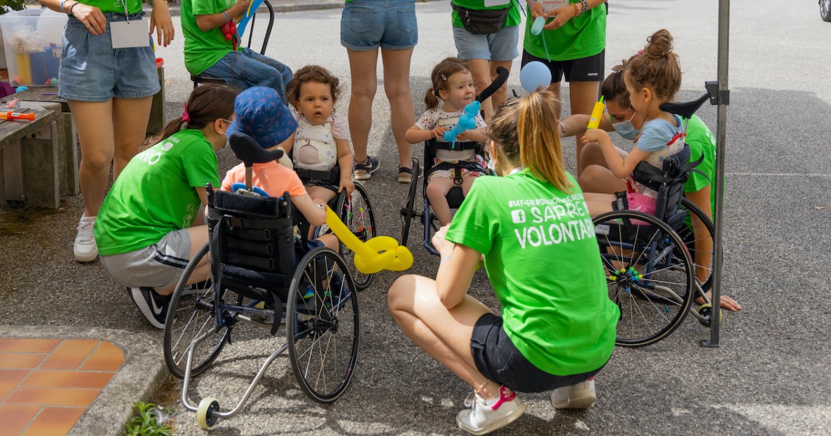 Jingle Squats Biomeccanica e solidarietà-Gabriele Trotta