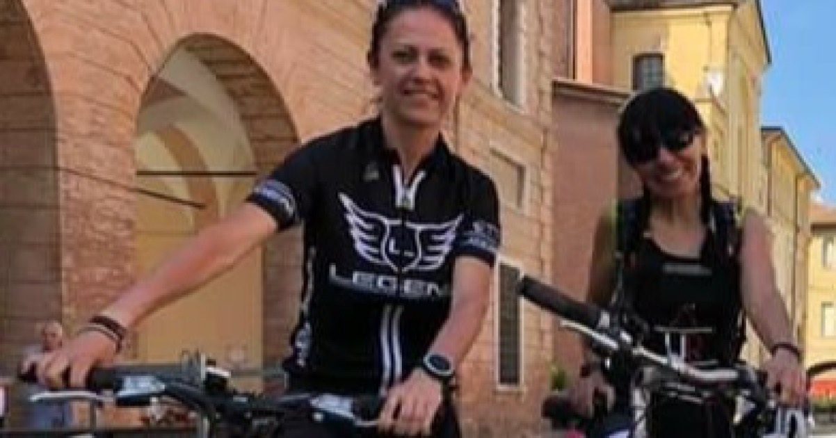 Un sorriso color fucsia di Cristina Barbonaglia Un sorriso color fucsia-Cristina Barbonaglia