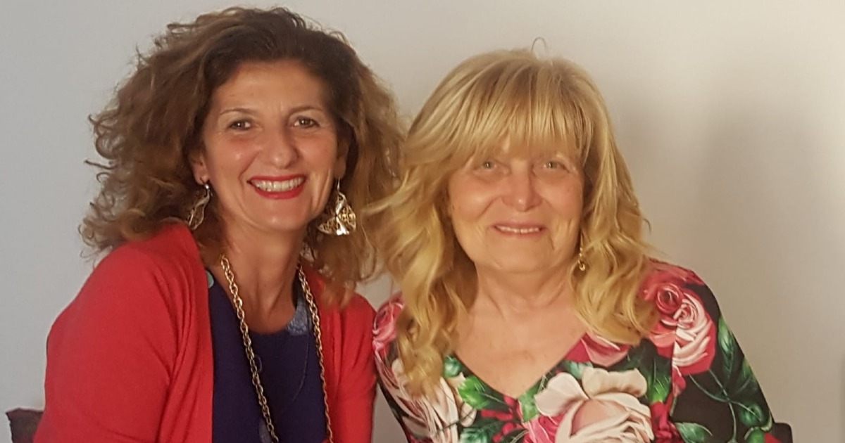 Il telefono per amico, un dono per tutti di rosa sanò Il telefono per amico, un dono per tutti-rosa sanò