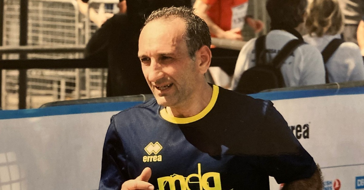 La tua mano per correre insieme-Alberto Clavarino