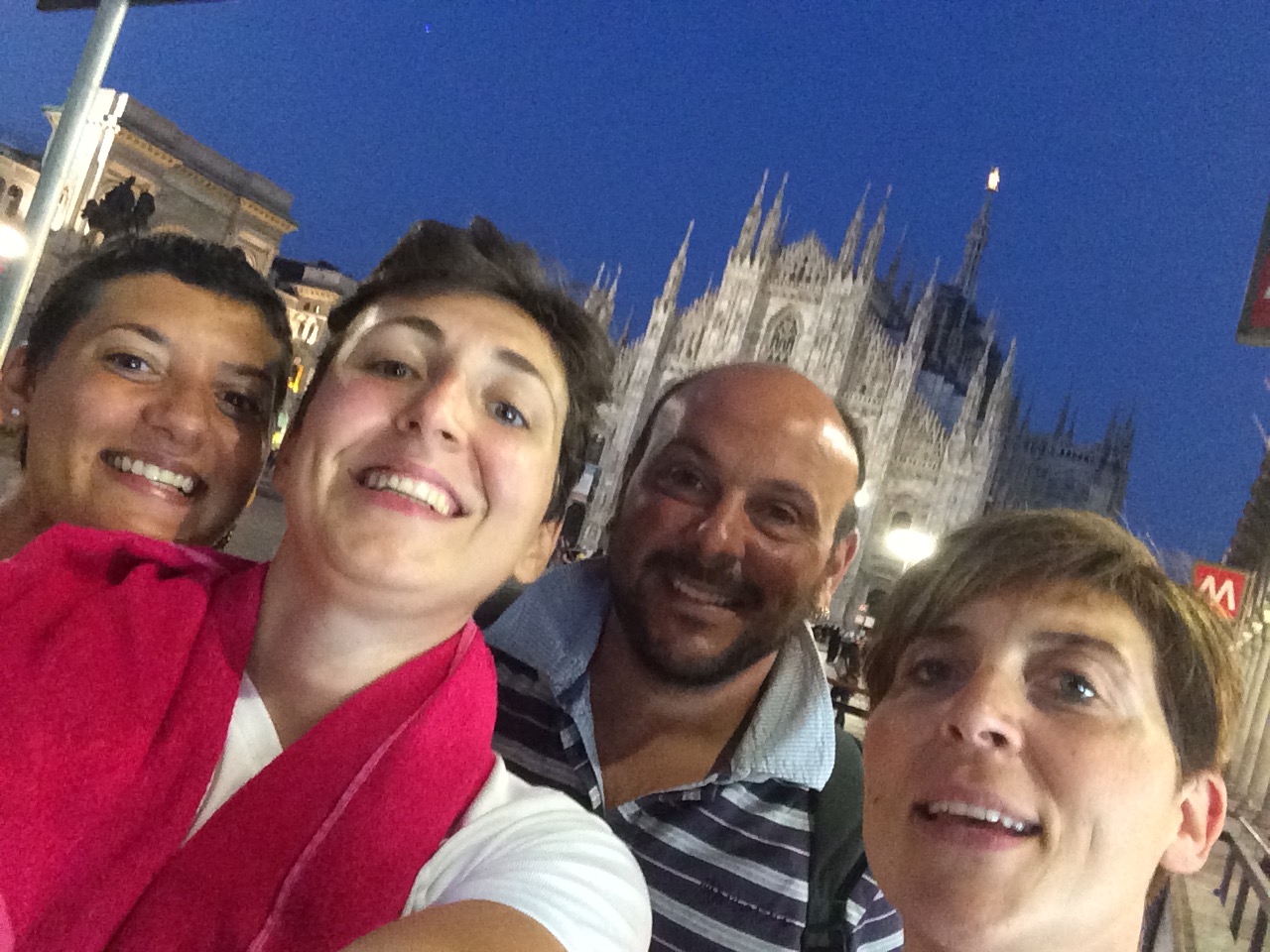 AIUTACI ad AIUTARE!-Alessandra Bertesago