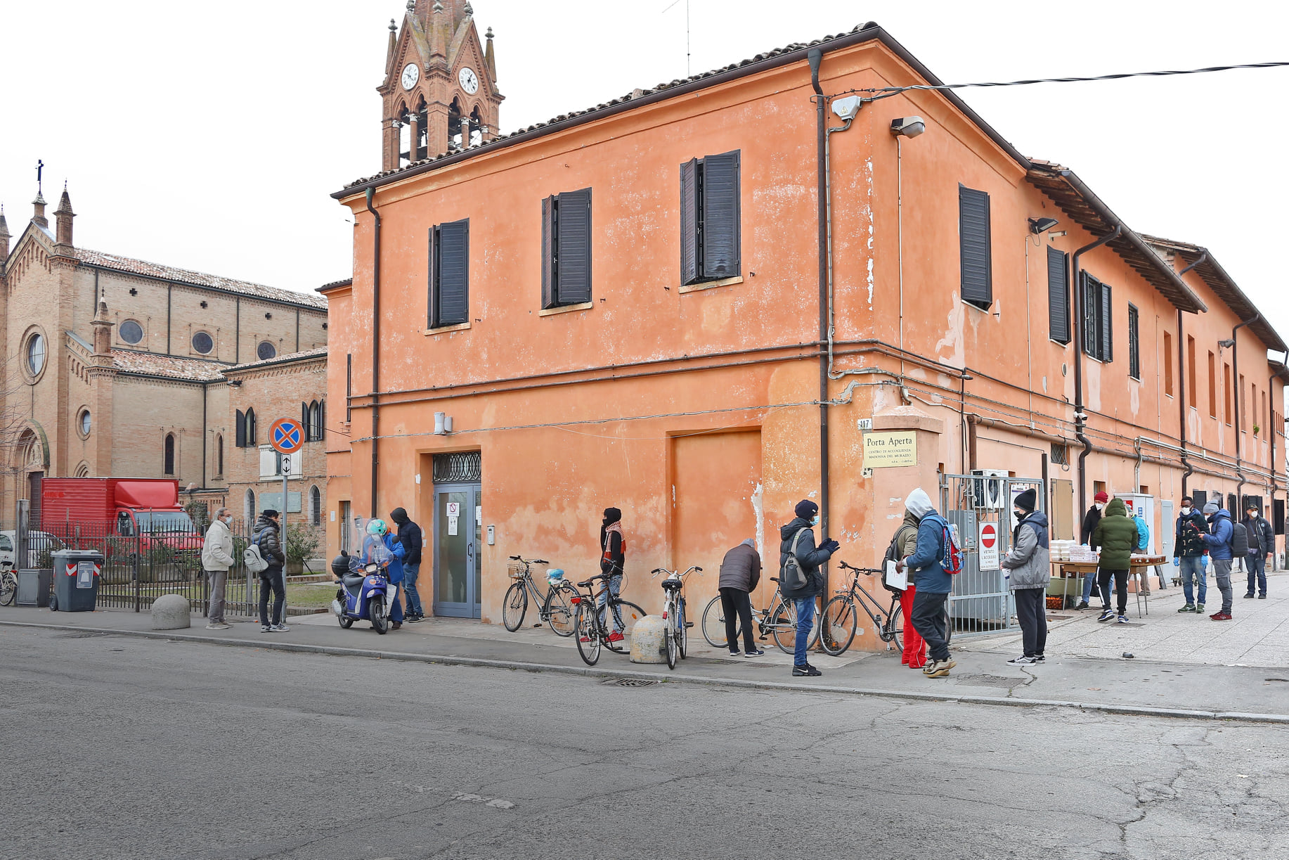 #UNTETTOPERTUTTI di Porta Aperta #UNTETTOPERTUTTI-Porta Aperta