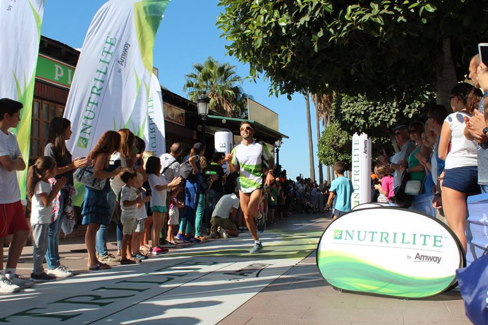 Corriamo insieme per i bambini! di NUTRILITE by Amway Corriamo insieme per i bambini!-NUTRILITE by Amway