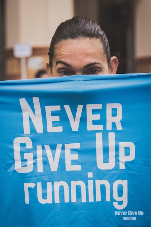 Never Give Up Running per bimbiSma di Never Give Up Running Never Give Up Running per bimbiSma-Never Give Up Running