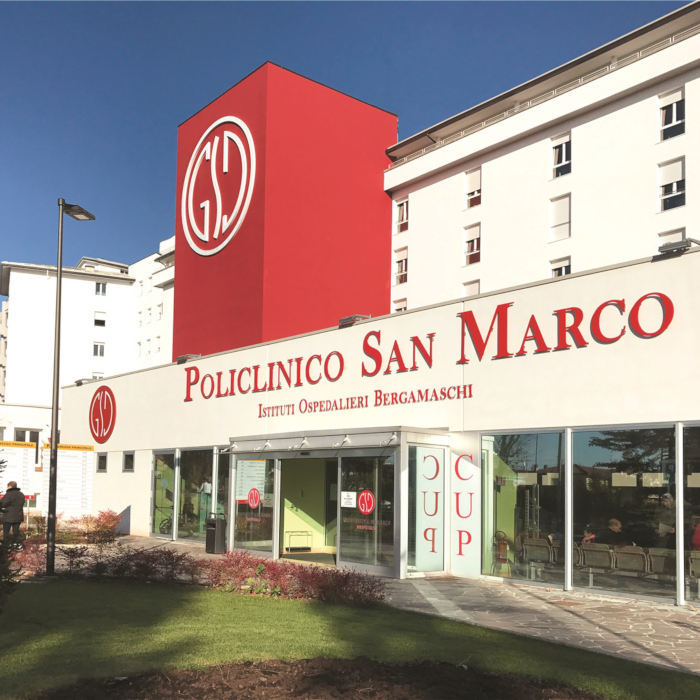 Una mano per fermare il Coronavirus! di Le Due Torri Shoppingcenter Una mano per fermare il Coronavirus!-Le Due Torri Shoppingcenter