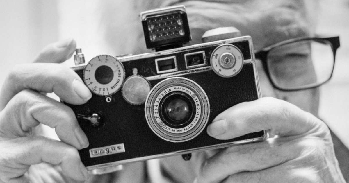 TONY VACCARO: IL FOTOGRAFO DELL’UMANO-TONY VACCARO: IL FOTOGRAFO DELL’UMANO